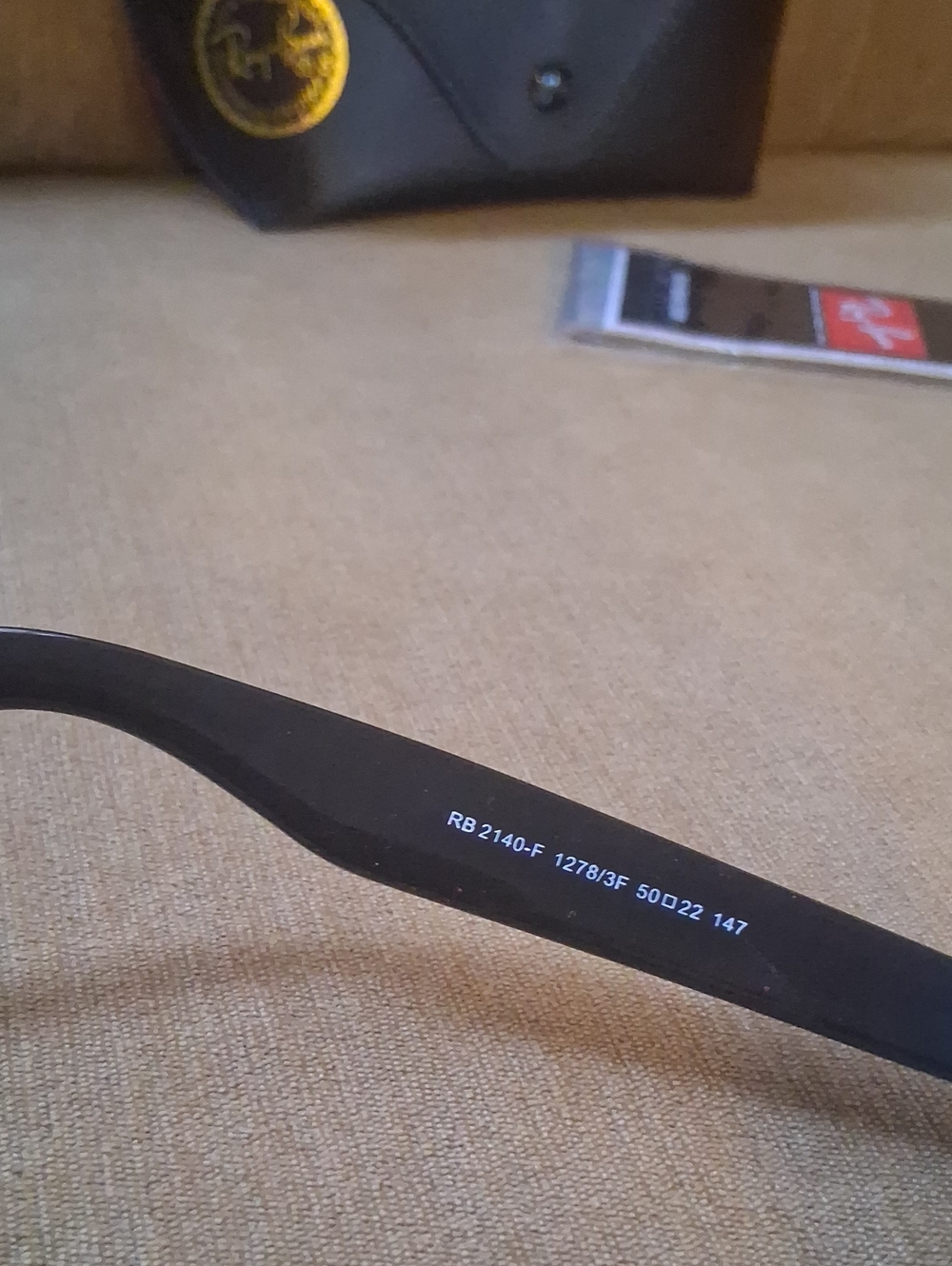 Ray Ban Classic - Picture 5 of 6